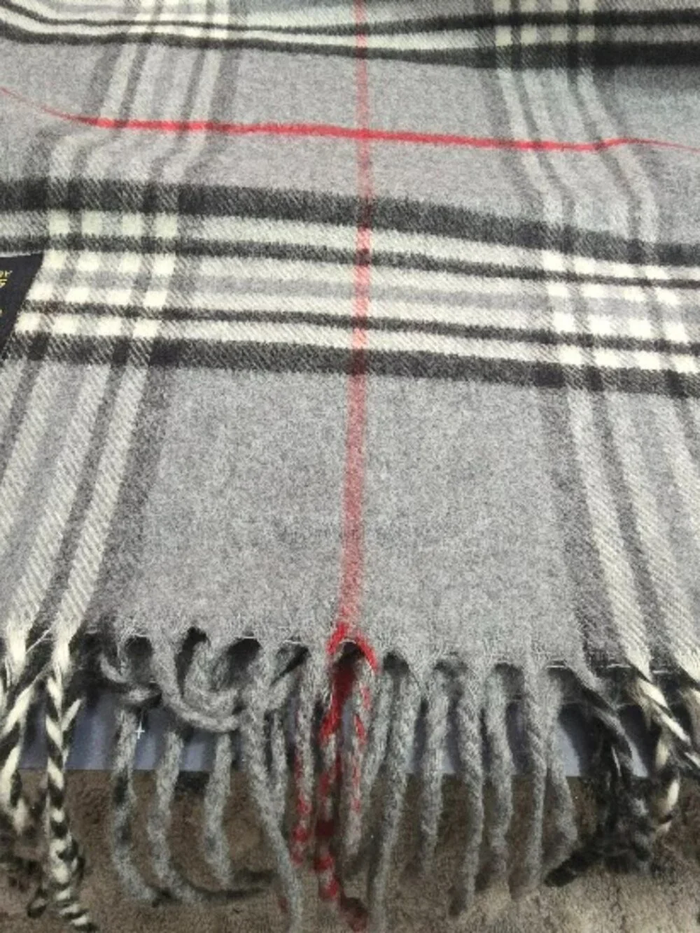 CASHMINK by V. Fraas Grey Plaid Scarf Made in Germany Soft Fringe Unisex